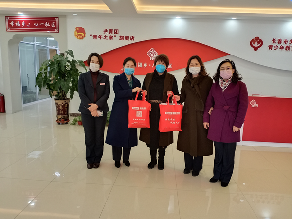 2。。新城供热公司为社区捐赠口罩.png