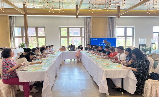 4.南山运营公司联合5001拉斯维加斯南山烘焙社群线下运动_副本.jpg