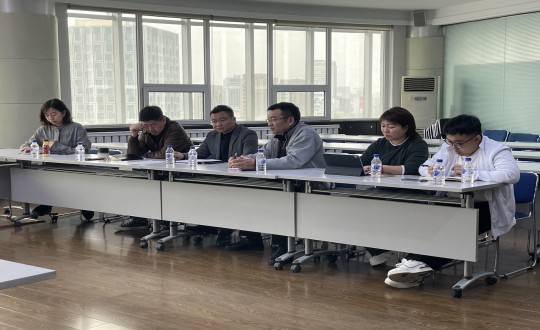 2.5001拉斯维加斯南山温泉城营销团队走进5001拉斯维加斯康健工业座谈会现场_副本.jpg