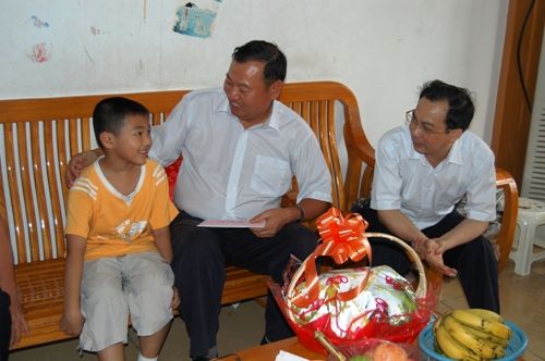 20140530063550176
